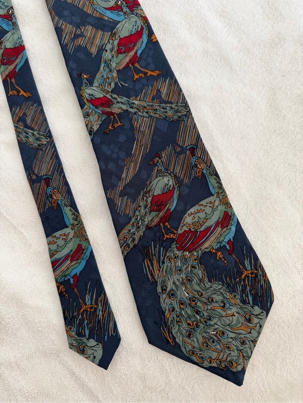 World Wildlife Fund	Asian Blue Peacock Manhattan Menswear 100% Silk Tie Necktie